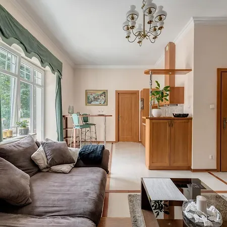 Apartament Z Duzym Tarasem W Rezydencji Nad Stawem * Gdańsk