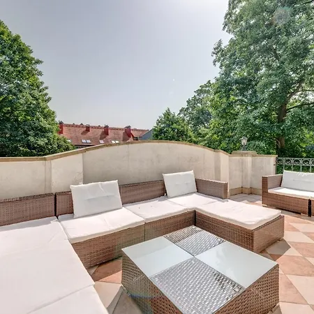 Apartament Z Duzym Tarasem W Rezydencji Nad Stawem Apartamento